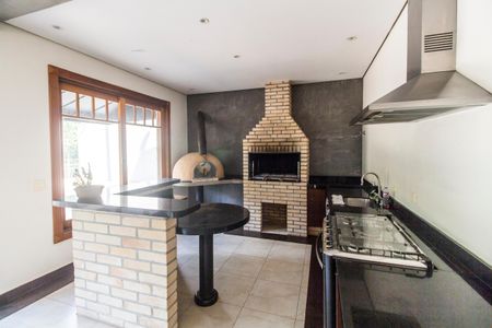 Casa de condomínio para alugar com 680m², 5 quartos e 8 vagasÁrea gourmet