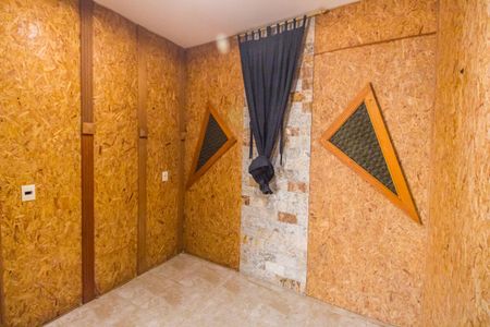 Casa de condomínio para alugar com 680m², 5 quartos e 8 vagasSala