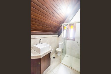 Casa de condomínio para alugar com 680m², 5 quartos e 8 vagasBanheiro