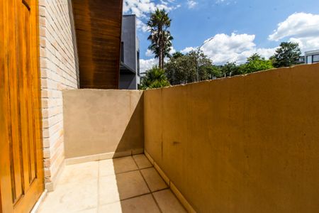 Casa de condomínio para alugar com 680m², 5 quartos e 8 vagasVaranda