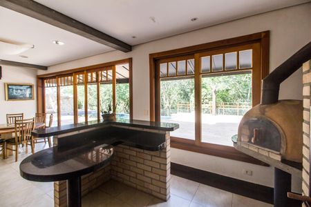 Casa de condomínio para alugar com 680m², 5 quartos e 8 vagasÁrea gourmet