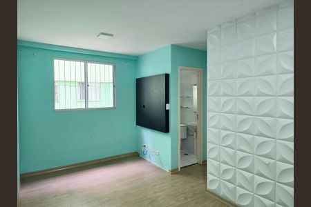 Sala de apartamento para alugar com 2 quartos, 452m² em Jardim Silvestre, Guarulhos