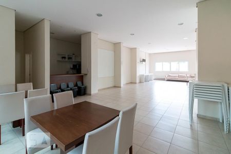 Apartamento à venda com 76m², 3 quartos e 2 vagasÁrea comum - Salão de festas