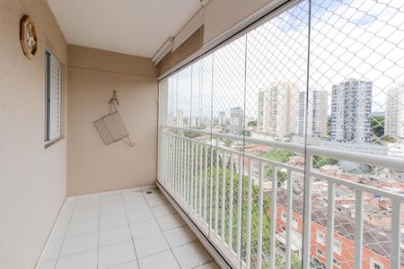 Apartamento à venda com 76m², 3 quartos e 2 vagasVaranda