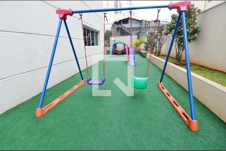 Apartamento à venda com 76m², 3 quartos e 2 vagasÁrea comum - Playground