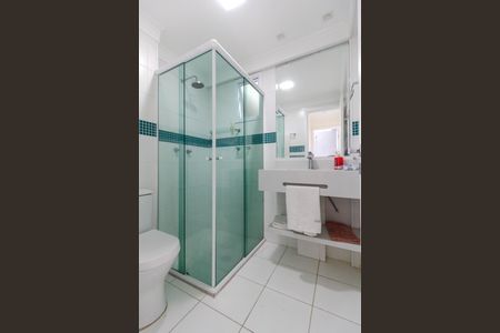 Apartamento à venda com 76m², 3 quartos e 2 vagasBanheiro social