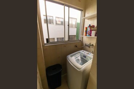 Apartamento à venda com 44m², 2 quartos e sem vagaCozinha e Área de Serviço