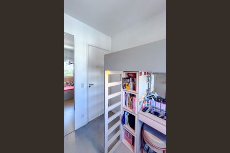 Apartamento à venda com 80m², 3 quartos e 2 vagasQuarto 2