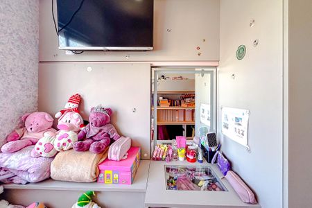 Apartamento à venda com 80m², 3 quartos e 2 vagasQuarto 2