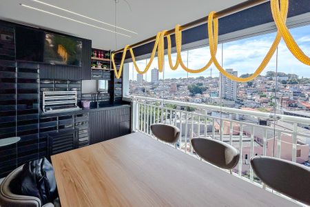 Apartamento à venda com 80m², 3 quartos e 2 vagasVaranda