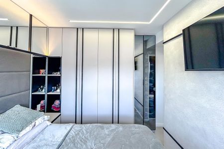 Apartamento à venda com 80m², 3 quartos e 2 vagasSuíte