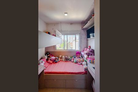 Apartamento à venda com 80m², 3 quartos e 2 vagasQuarto 2