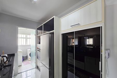 Apartamento à venda com 104m², 2 quartos e 2 vagasCozinha