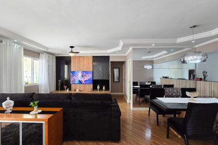 Apartamento à venda com 104m², 2 quartos e 2 vagasSala