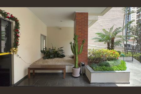 Apartamento à venda com 42m², 1 quarto e 1 vaga Apartamento à venda com 42m², 1 quarto e 1 vagaEntrada