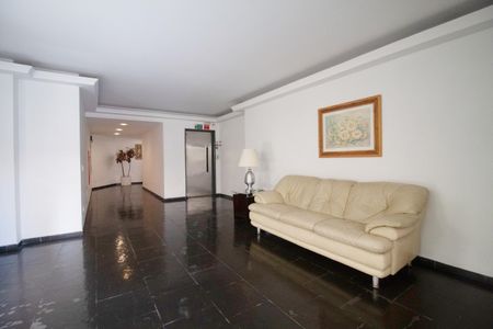 Apartamento à venda com 42m², 1 quarto e 1 vagaÁrea comum