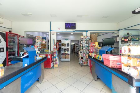 Casa à venda com 500m², 1 quarto e sem vaga