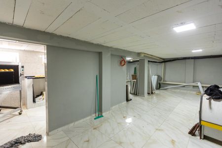 Casa à venda com 500m², 1 quarto e sem vaga