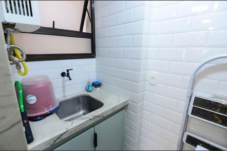 Apartamento para alugar com 70m², 2 quartos e 1 vagaÁrea de Serviço