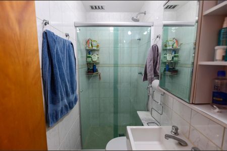 Apartamento para alugar com 70m², 2 quartos e 1 vagaBanheiro da Suíte