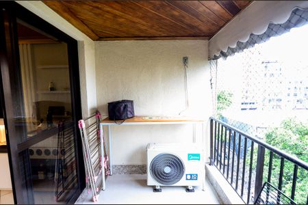 Sala de apartamento para alugar com 2 quartos, 70m² em Tijuca, Rio de Janeiro