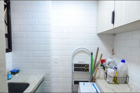 Apartamento para alugar com 70m², 2 quartos e 1 vagaÁrea de Serviço