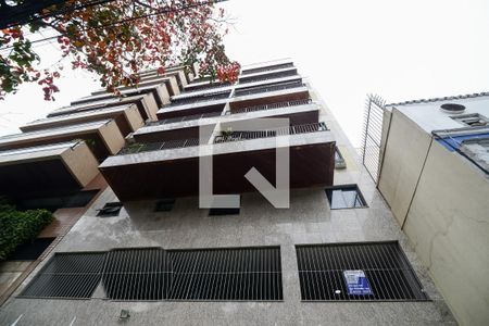 Apartamento para alugar com 70m², 2 quartos e 1 vagaFachada