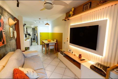 Apartamento para alugar com 70m², 2 quartos e 1 vagaSala