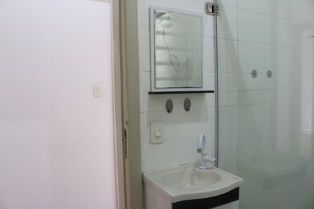 Apartamento para alugar com 70m², 2 quartos e sem vagaBanheiro