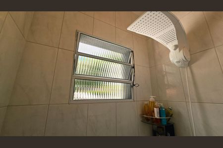 Casa à venda com 170m², 3 quartos e 3 vagas Casa à venda com 170m², 3 quartos e 3 vagasBanheiro da Suíte