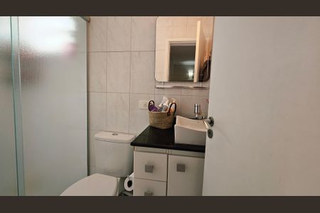 Casa à venda com 170m², 3 quartos e 3 vagas Casa à venda com 170m², 3 quartos e 3 vagasBanheiro