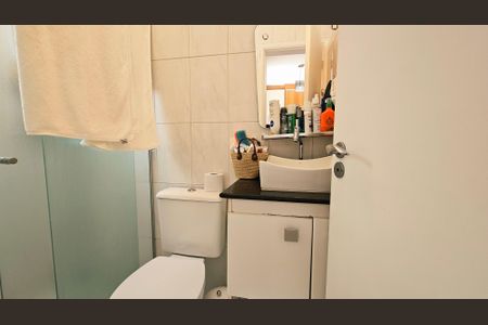 Casa à venda com 170m², 3 quartos e 3 vagas Casa à venda com 170m², 3 quartos e 3 vagasBanheiro da Suíte