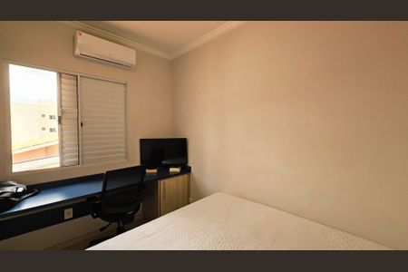 Casa à venda com 170m², 3 quartos e 3 vagas Casa à venda com 170m², 3 quartos e 3 vagasQuarto 2