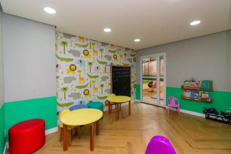 Apartamento para alugar com 37m², 2 quartos e 1 vagaÁrea comum