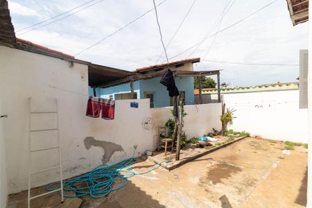 Casa à venda com 420m², 6 quartos e 2 vagasQuintal da casa 01