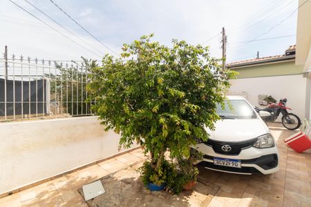 Casa à venda com 420m², 6 quartos e 2 vagasGaragem da casa 01