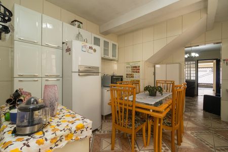 Casa à venda com 225m², 4 quartos e 2 vagas Casa à venda com 225m², 4 quartos e 2 vagasCozinha 1