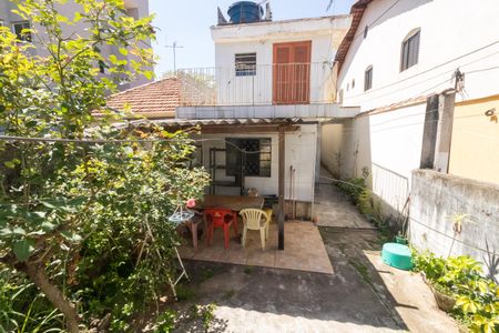 Casa à venda com 225m², 4 quartos e 2 vagas Casa à venda com 225m², 4 quartos e 2 vagasVista externa Casa 1