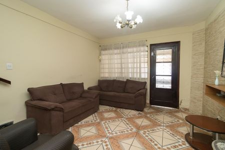 Sala de casa à venda com 4 quartos, 225m² em Vila Prudente, São Paulo