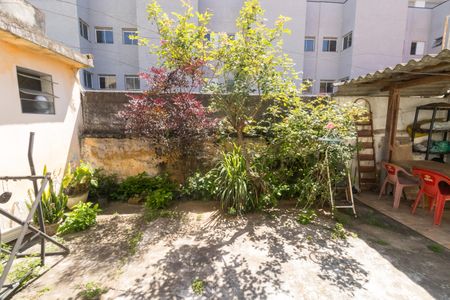 Casa à venda com 225m², 4 quartos e 2 vagas Casa à venda com 225m², 4 quartos e 2 vagasQuintal