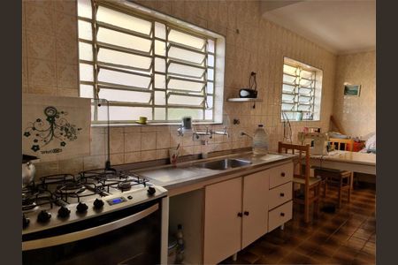 Casa à venda com 2 quartos, 129m² em Jardim Ernestina, São Paulo