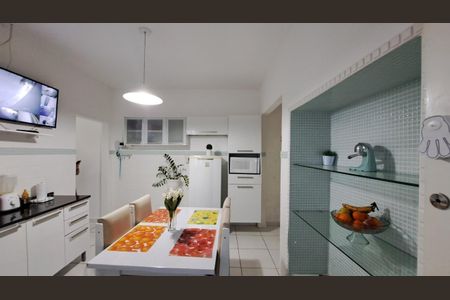Casa à venda com 160m², 2 quartos e 10 vagas