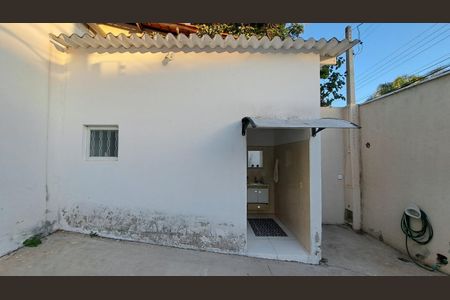 Casa à venda com 160m², 2 quartos e 10 vagas