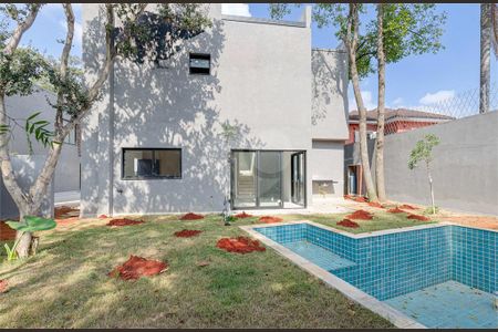 Casa à venda com 4 quartos, 680m² em Jardim Prudência, São Paulo