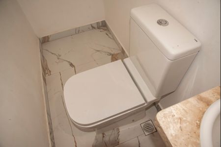 Casa à venda com 200m², 3 quartos e 3 vagasLavabo