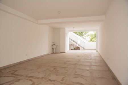 Casa à venda com 200m², 3 quartos e 3 vagasGaragem/Área de serviço