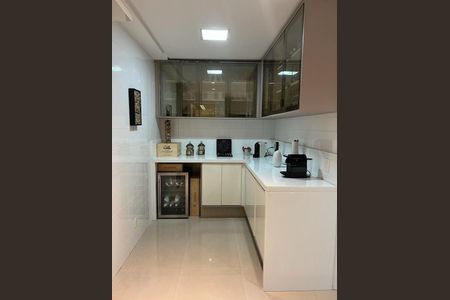 Apartamento à venda com 315m², 3 quartos e 5 vagas
