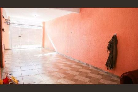 Casa à venda com 3 quartos, 187m² em Jardim Stella, Santo André