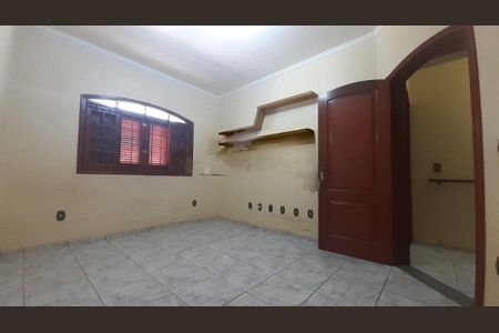 Casa à venda com 4 quartos, 250m² em Parque Eloy Chaves, Jundiaí