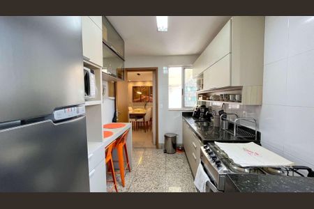 Apartamento à venda com 111m², 3 quartos e 2 vagas